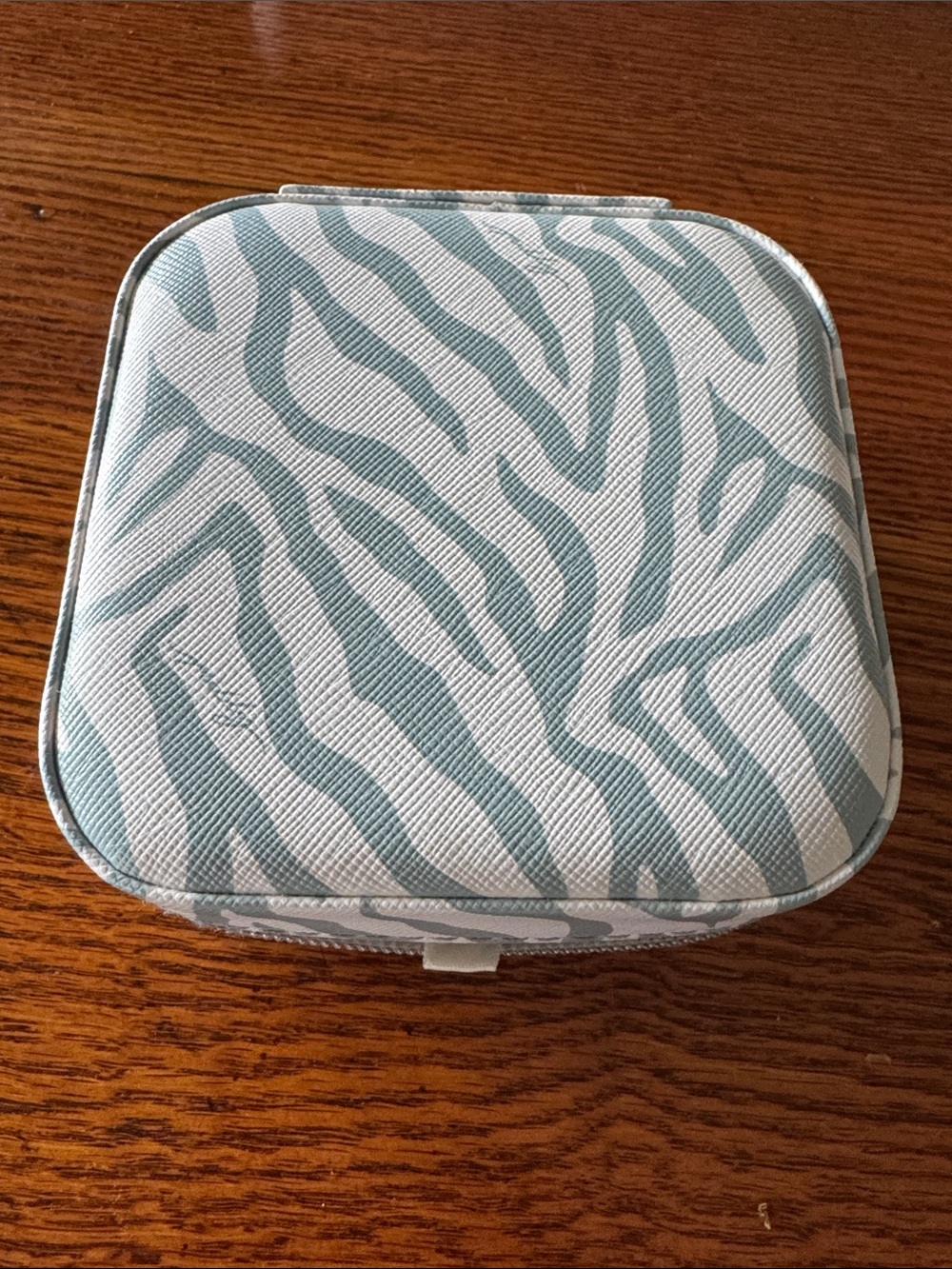 Milly Light Blue & White Zebra-Print Jewelry Organizer